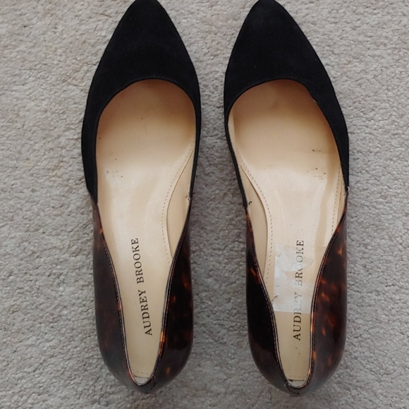 Audrey Brooke Dice Tortoise Suede Wedge Pump - Picture 3 of 6